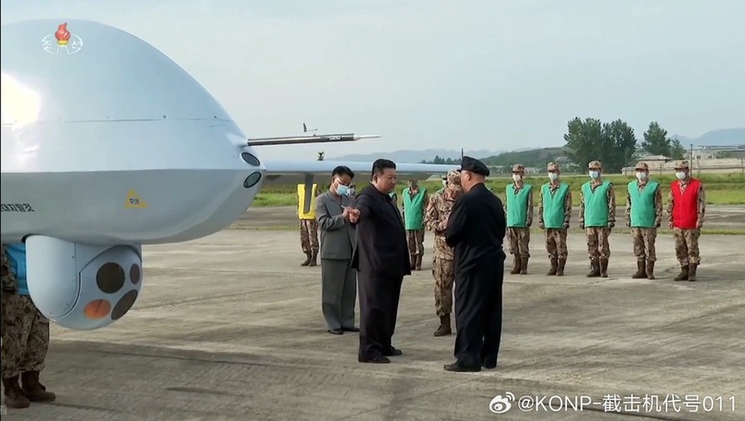 UAV "bản sao Global Hawk" của Triều Tiên được tạo ra từ linh kiện MiG-21- Ảnh 1.
