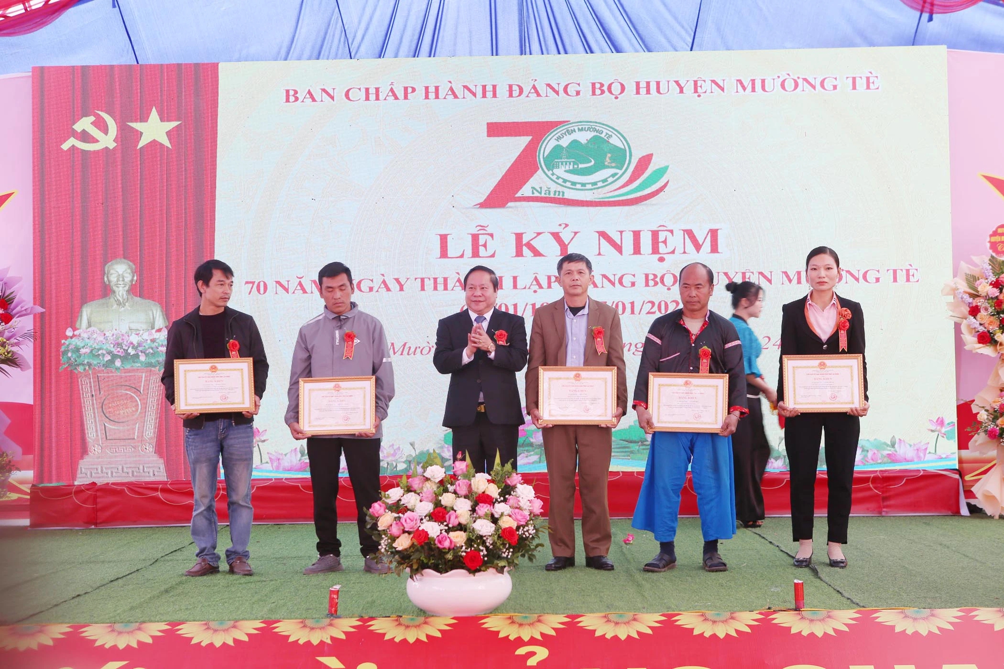 Kỷ niệm 70 thành lập: Huyện biên giới Mường Tè phát triển giàu đẹp, văn minh- Ảnh 7.