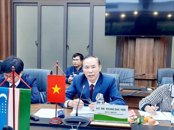 Việt Nam - Uzbekistan tăng cường hợp tác trong lĩnh vực dâu tằm tơ- Ảnh 1.