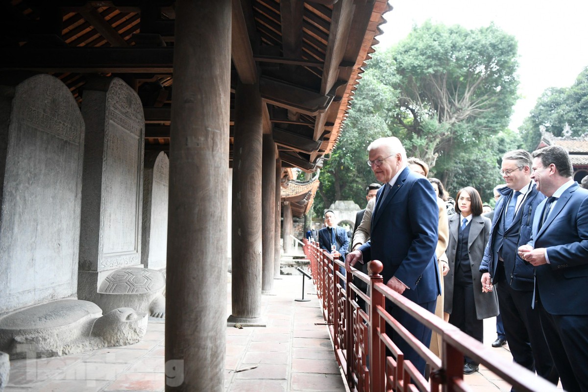 Tổng thống Đức Frank- Walter Steinmeier và Phu nhân thăm Văn Miếu - Quốc Tử Giám- Ảnh 3.