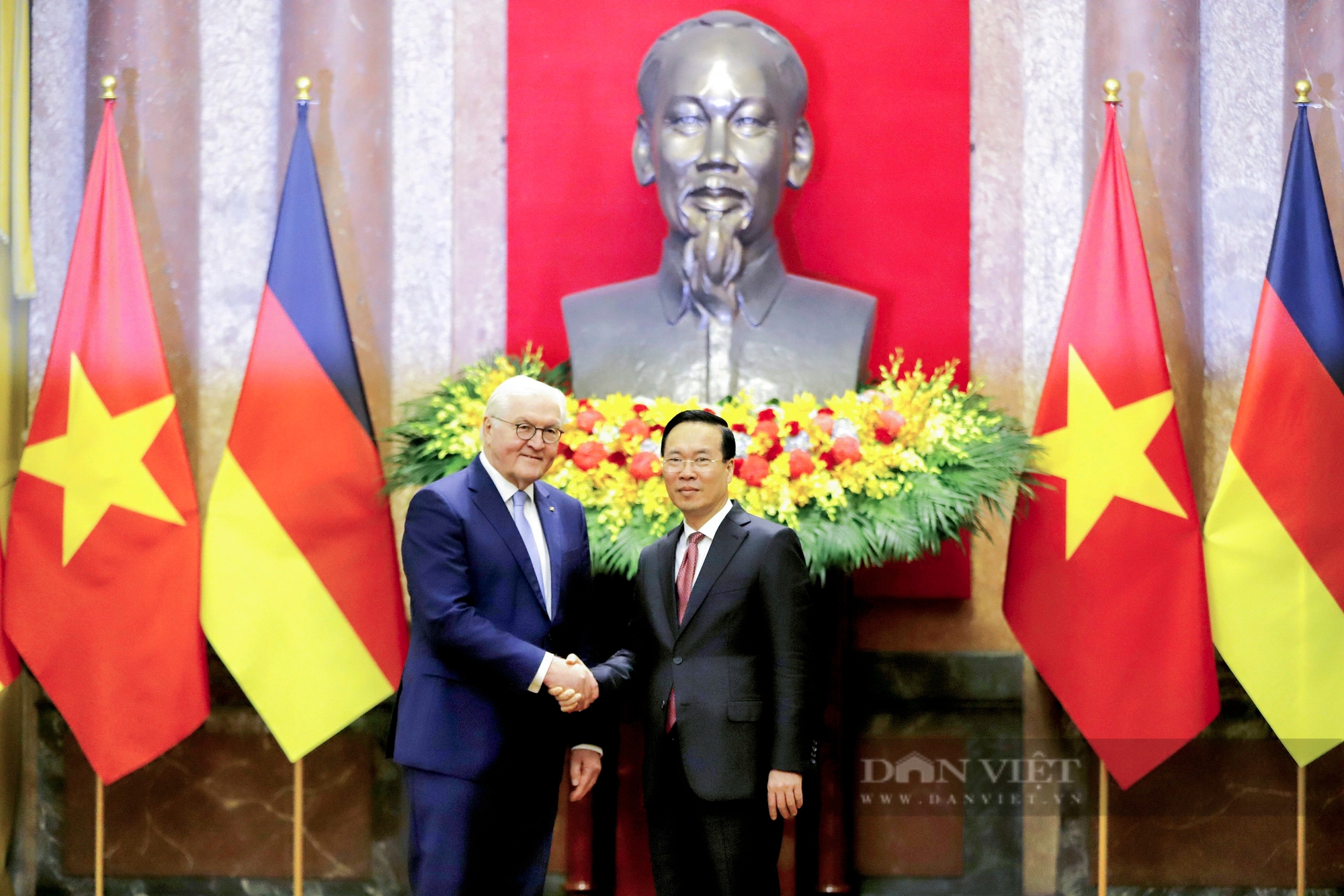 Hình ảnh Lễ đón Tổng thống Đức Frank-Walter Steinmeier và Phu nhân thăm cấp Nhà nước tới Việt Nam- Ảnh 8.