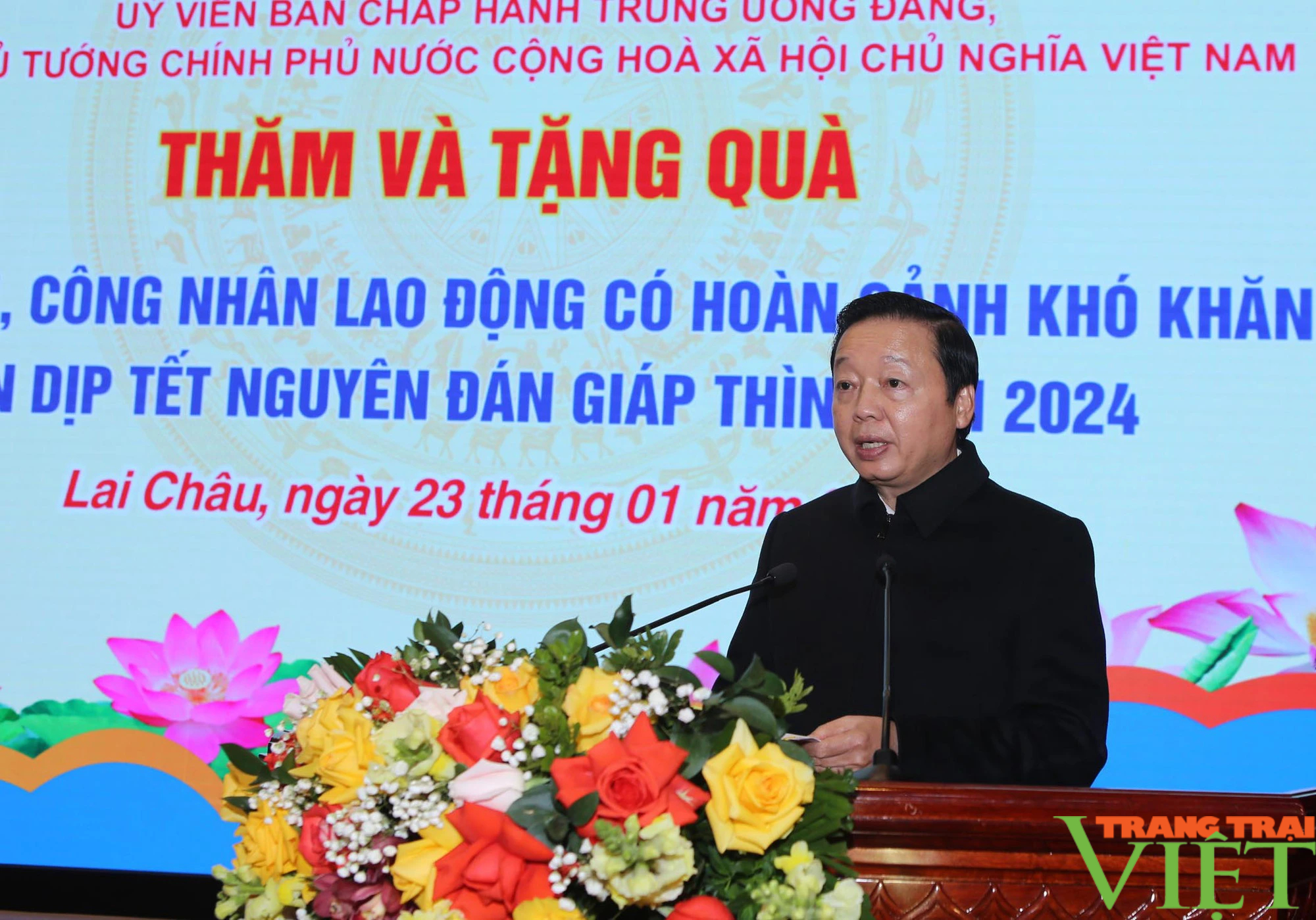 Phó Thủ tướng Trần Hồng Hà trao quà Tết tại Lai Châu- Ảnh 1.