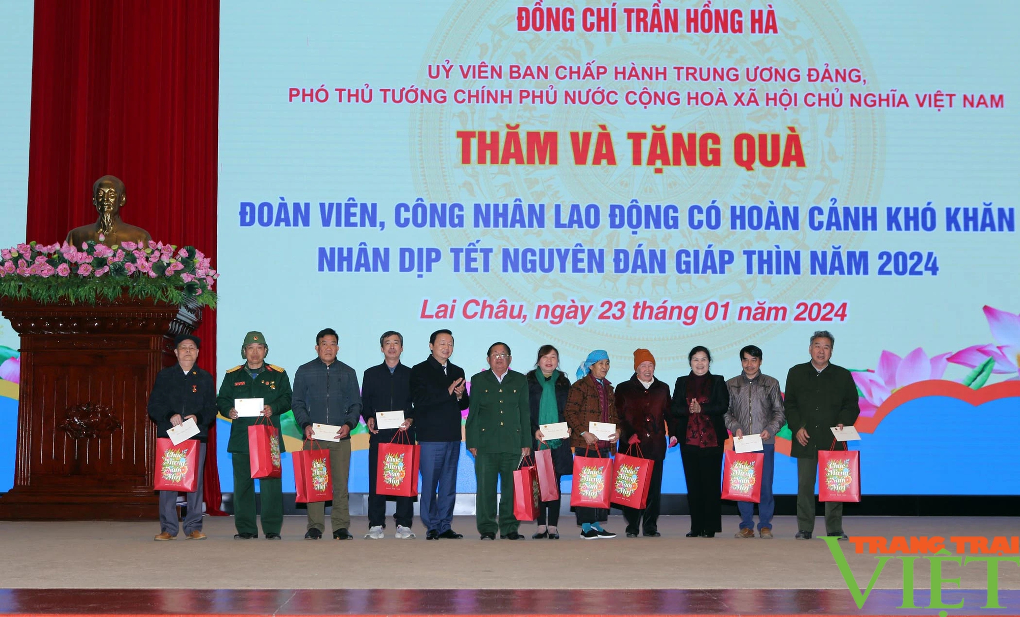 Phó Thủ tướng Trần Hồng Hà trao quà Tết tại Lai Châu- Ảnh 3.