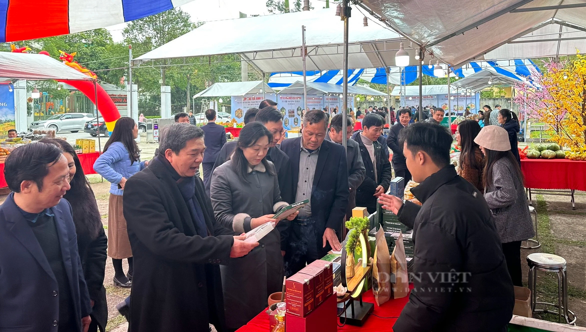 Hội Nông dân tỉnh Bắc Ninh khai mạc chợ phiên nông sản an toàn- Ảnh 3.