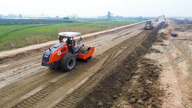 Hà Nội yêu cầu giám sát chặt các mỏ khoáng sản được cấp phép phục vụ dự án đường Vành đai 4- Ảnh 1.