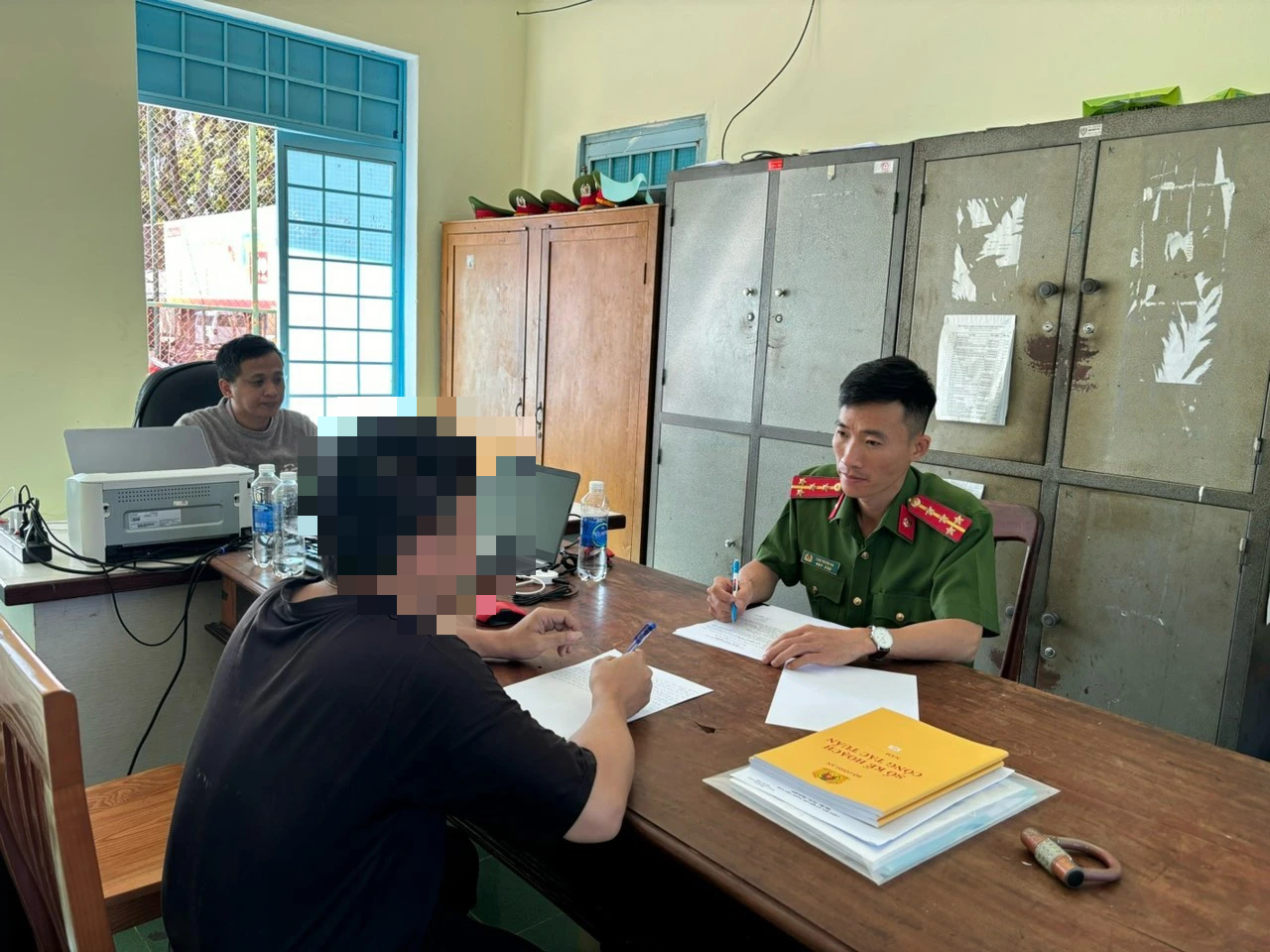 Giải cứu 7 người bị lừa bán sang Myanmar- Ảnh 1.