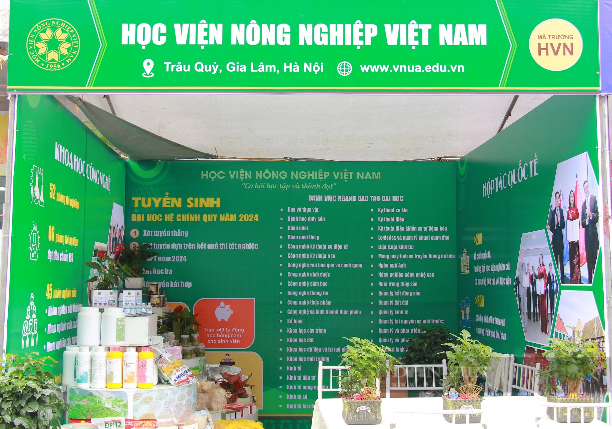 Học viện Nông nghiệp Việt Nam đẩy mạnh đào tạo nguồn nhân lực cho ngành nông nghiệp công nghệ cao- Ảnh 8.
