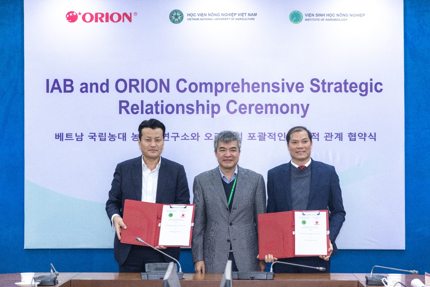 Viện Sinh học Nông nghiệp ký hợp tác với Orion, hỗ trợ nông dân trồng khoai tây để làm ra món nhiều người mê- Ảnh 1.