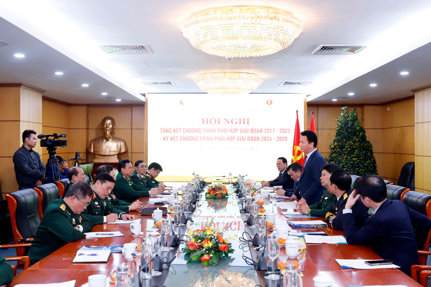 Bộ Tài nguyên và Môi trường, Hội Cựu chiến binh Việt Nam ký kết hợp tác trong ứng phó biến đổi khí hậu- Ảnh 5.