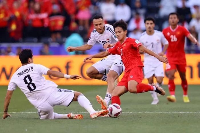 Báo Trung Quốc lấy ĐT Việt Nam để chỉ trích đội nhà tại Asian Cup 2024- Ảnh 1.