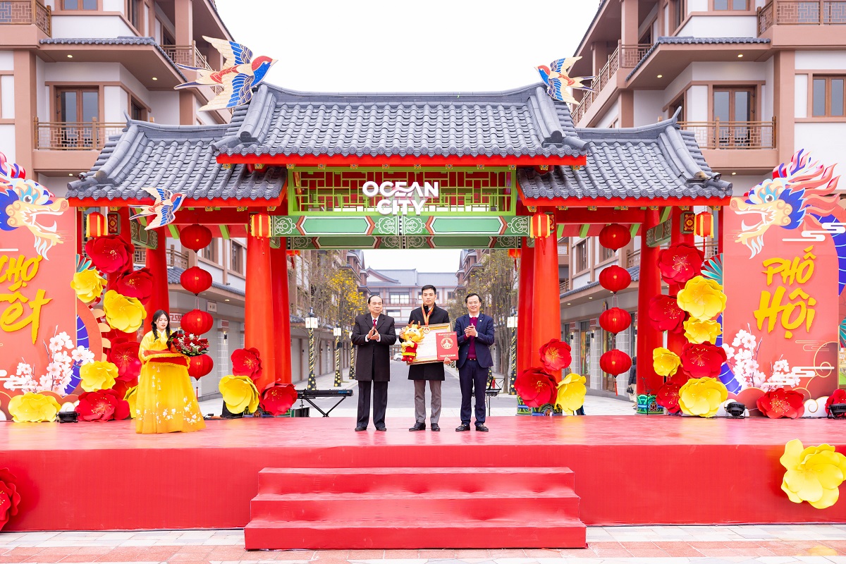 Hội chợ Xuân 2024 - “Chợ Tết Phố Hội” tại Ocean City xác lập kỷ lục Việt Nam- Ảnh 1.