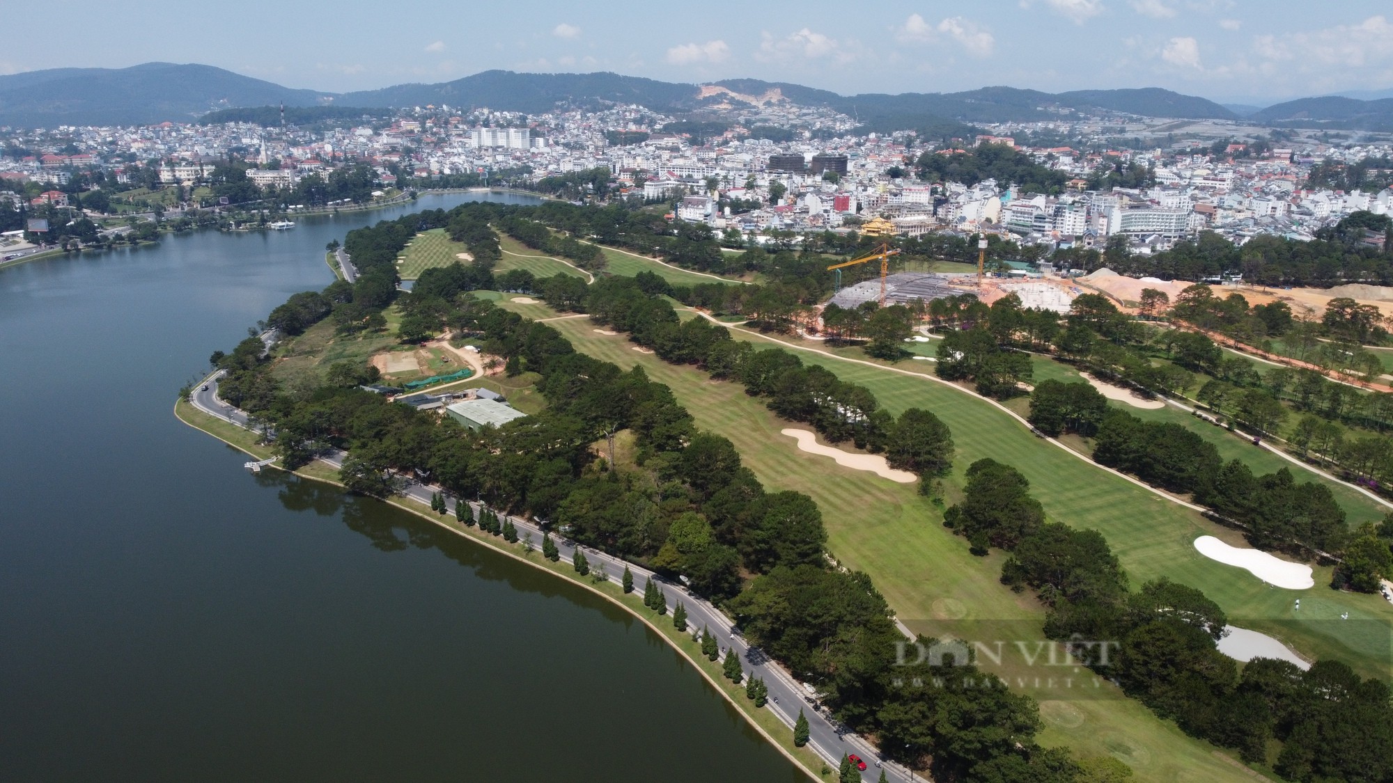 Sở TNMT Lâm Đồng “sơ suất” khi đề xuất chuyển mục đích sử dụng hơn 5.600m2 đất rừng phòng hộ tại sân golf Đồi Cù- Ảnh 2.