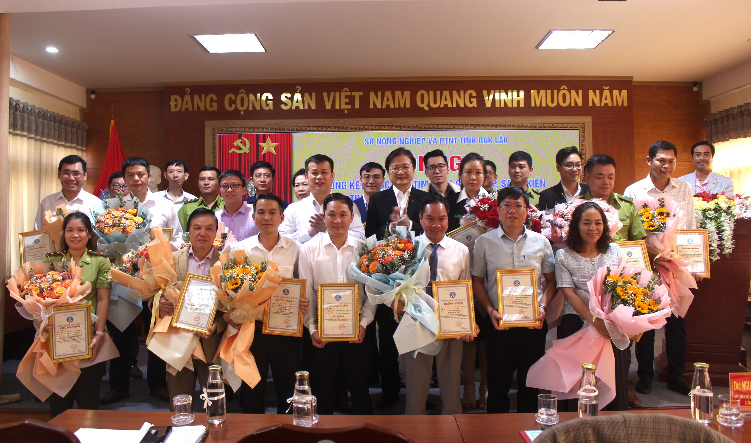 Đã tìm được 17 sáng kiến xuất sắc đạt giải cuộc thi hiến kế tái cơ cấu nông nghiệp tỉnh Đắk Lắk- Ảnh 3.
