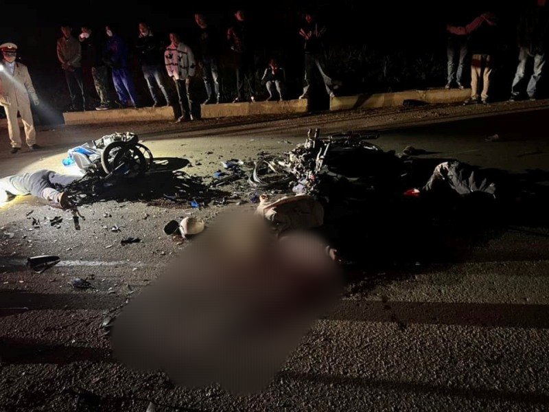 Thanh Hoá: Tai nạn đặc biệt nghiêm trọng giữa 2 xe máy khiến 3 người tử vong, 2 người bị thương- Ảnh 1.