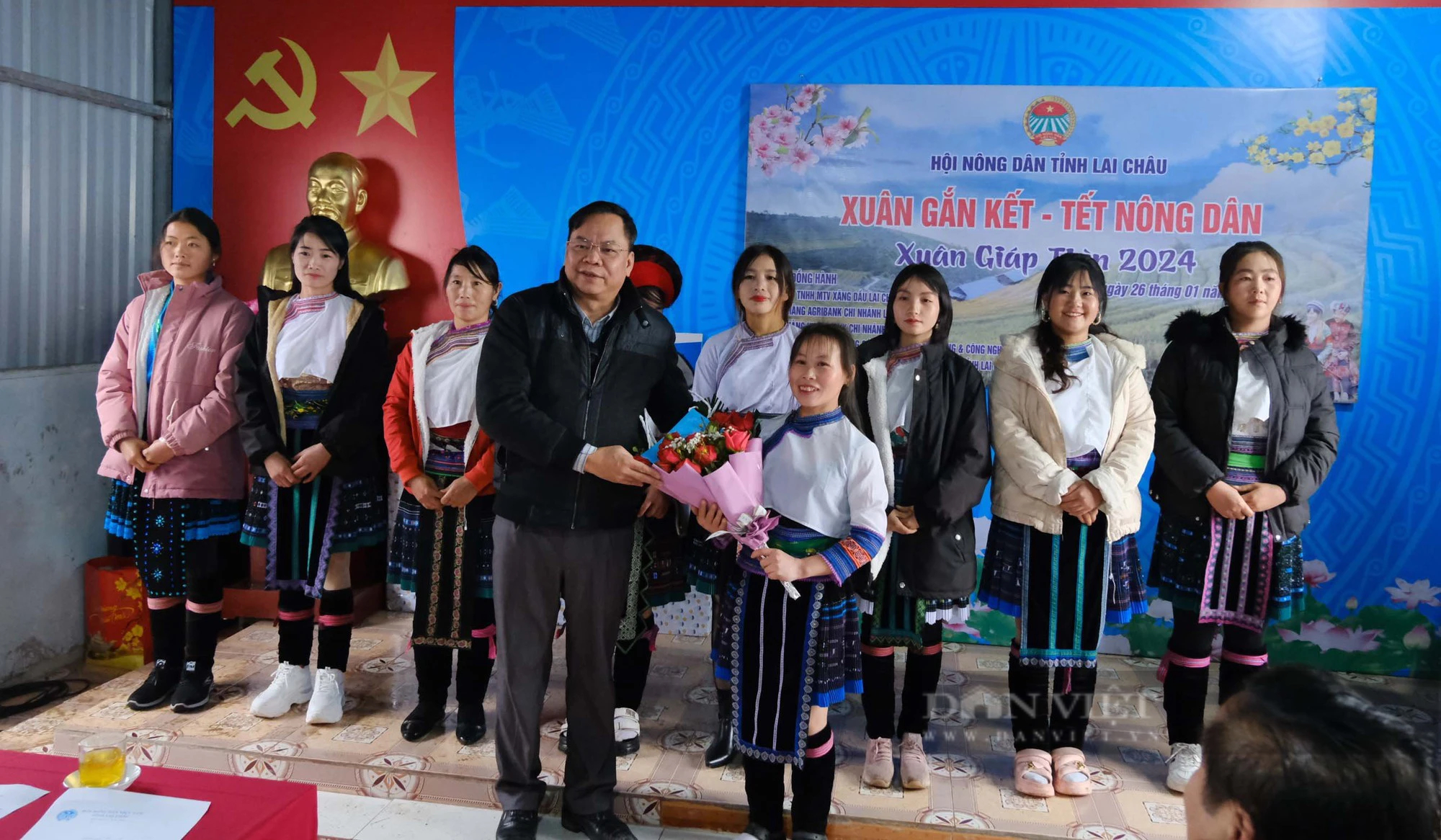 Hội Nông dân tỉnh Lai Châu, mang tết về với bà con ở bản vùng cao Can Tỷ 2 ở huyện Sìn Hồ- Ảnh 7.