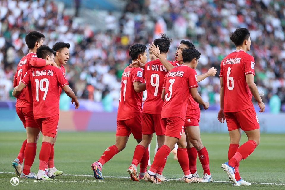 ĐT Việt Nam khép lại hành trình tại Asian Cup 2024: Cú vấp ngã cần thiết...- Ảnh 1.