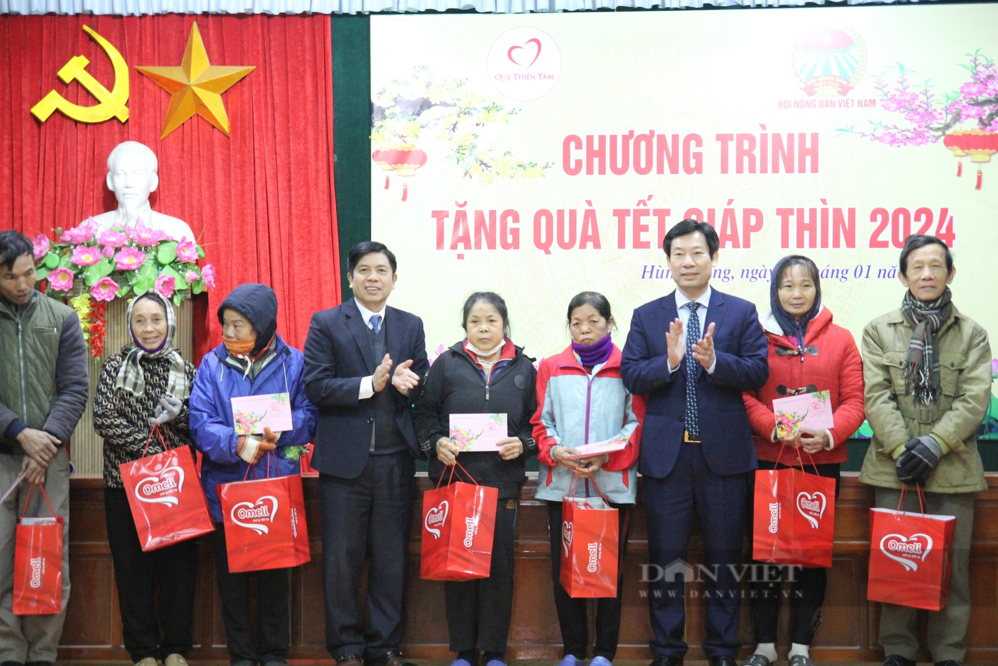 Phó Chủ tịch TƯ Hội NDVN Nguyễn Xuân Định thăm, tặng quà Tết hội viên, nông dân có hoàn cảnh khó khăn ở Thái Bình- Ảnh 10.