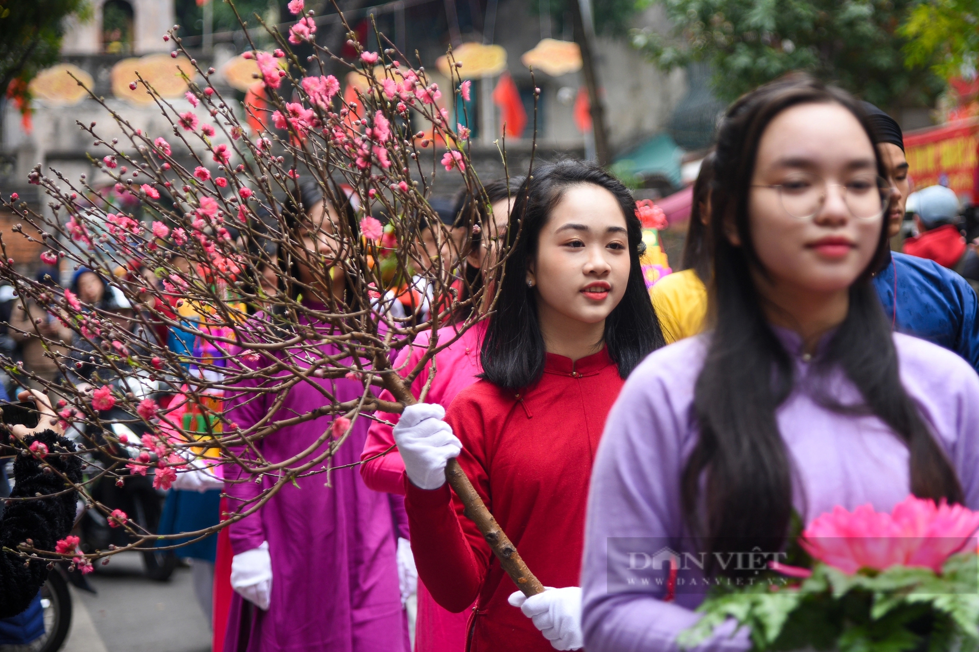 Đặc sắc "Tết Việt – Tết Phố 2024" tại Phố cổ Hà Nội thu hút hàng nghìn người tham gia- Ảnh 7.