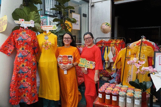 Lễ hội Tết Việt độc đáo giữa lòng thủ đô Kuala Lumpur của Malaysia- Ảnh 2.