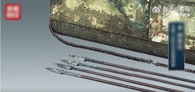 Vì sao mũi tên hơn 2.000 năm tuổi của Tần Thủy Hoàng vẫn rất sắc bén, xuyên thủng được cả áo giáp?- Ảnh 2.