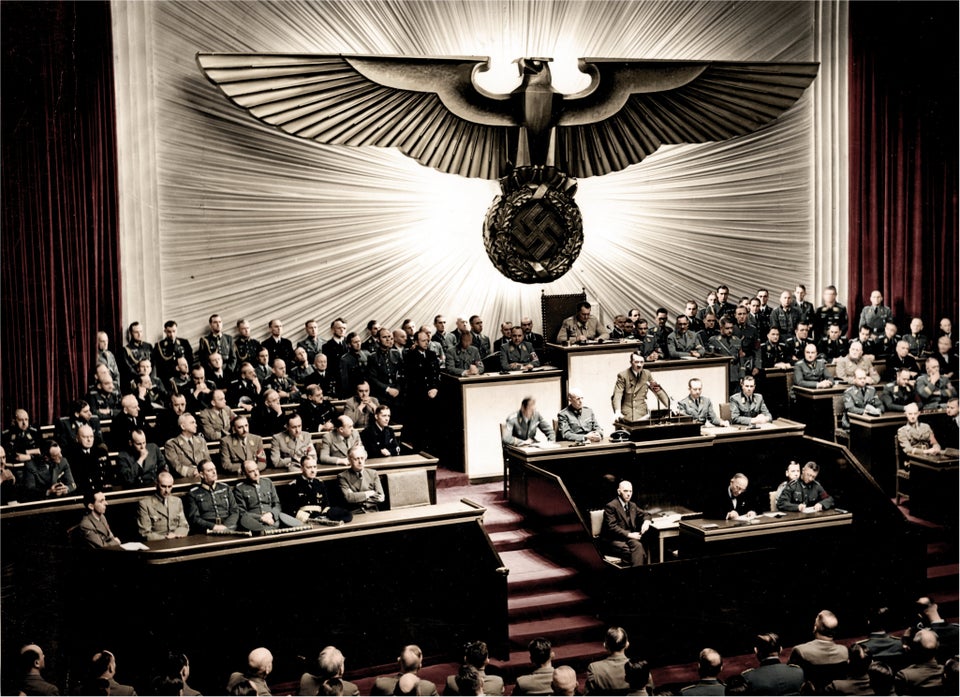 Hitler ra quyết định “lạ đời”, phát xít Đức “hết thuốc cứu” tại Thế chiến II- Ảnh 3.