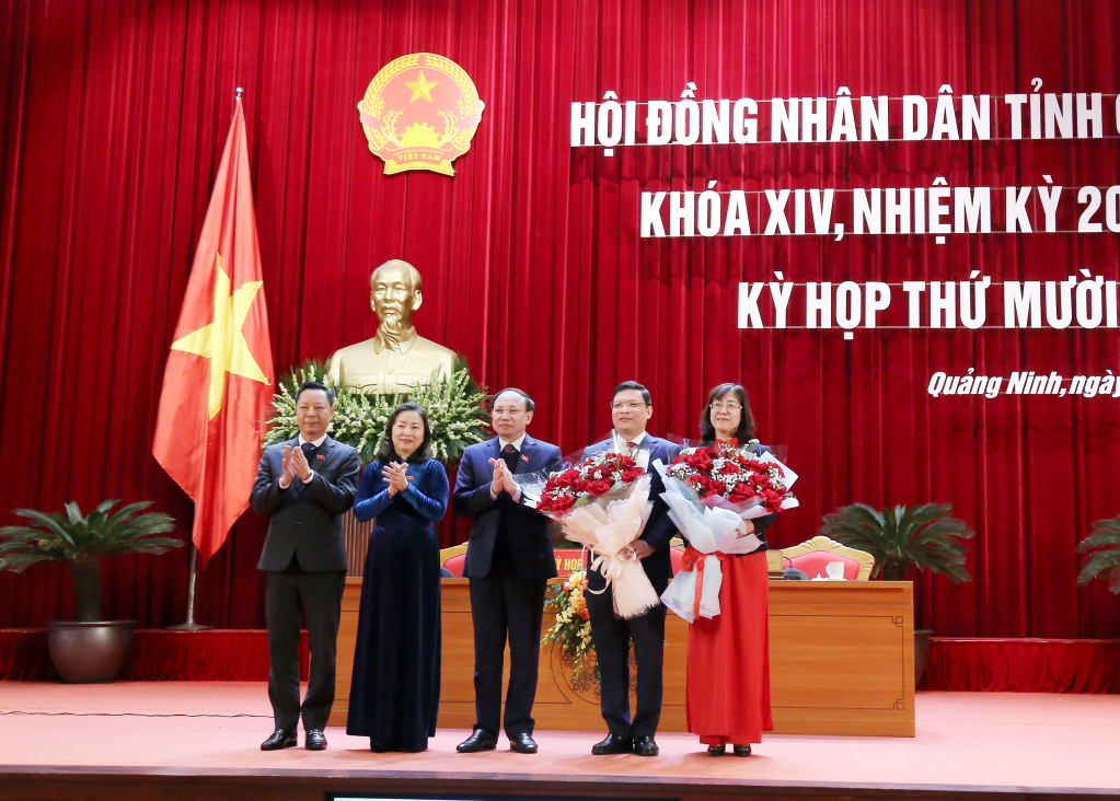 Bí thư Thành ủy Uông Bí được bầu giữ chức Phó Chủ tịch UBND tỉnh Quảng Ninh- Ảnh 1.