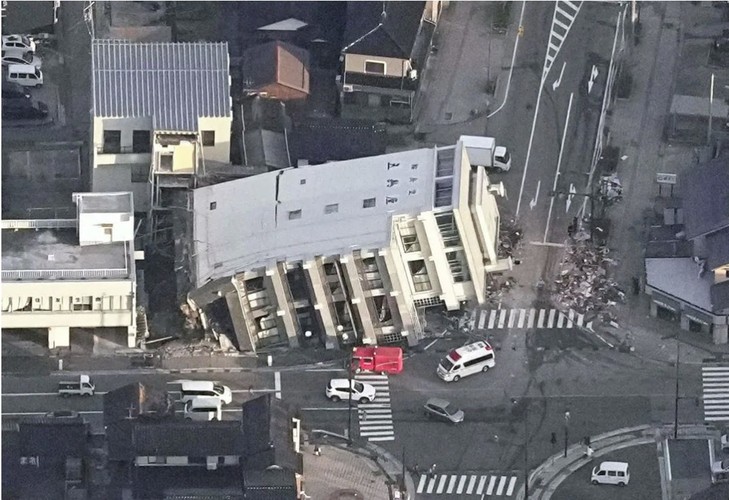 Cảnh hoang tàn ở Nhật Bản sau trận động đất mạnh 7,6 độ richter- Ảnh 13.
