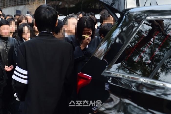 "Dư chấn" tự tử của Lee Sun Kyun: Chết chưa phải là hết- Ảnh 2.