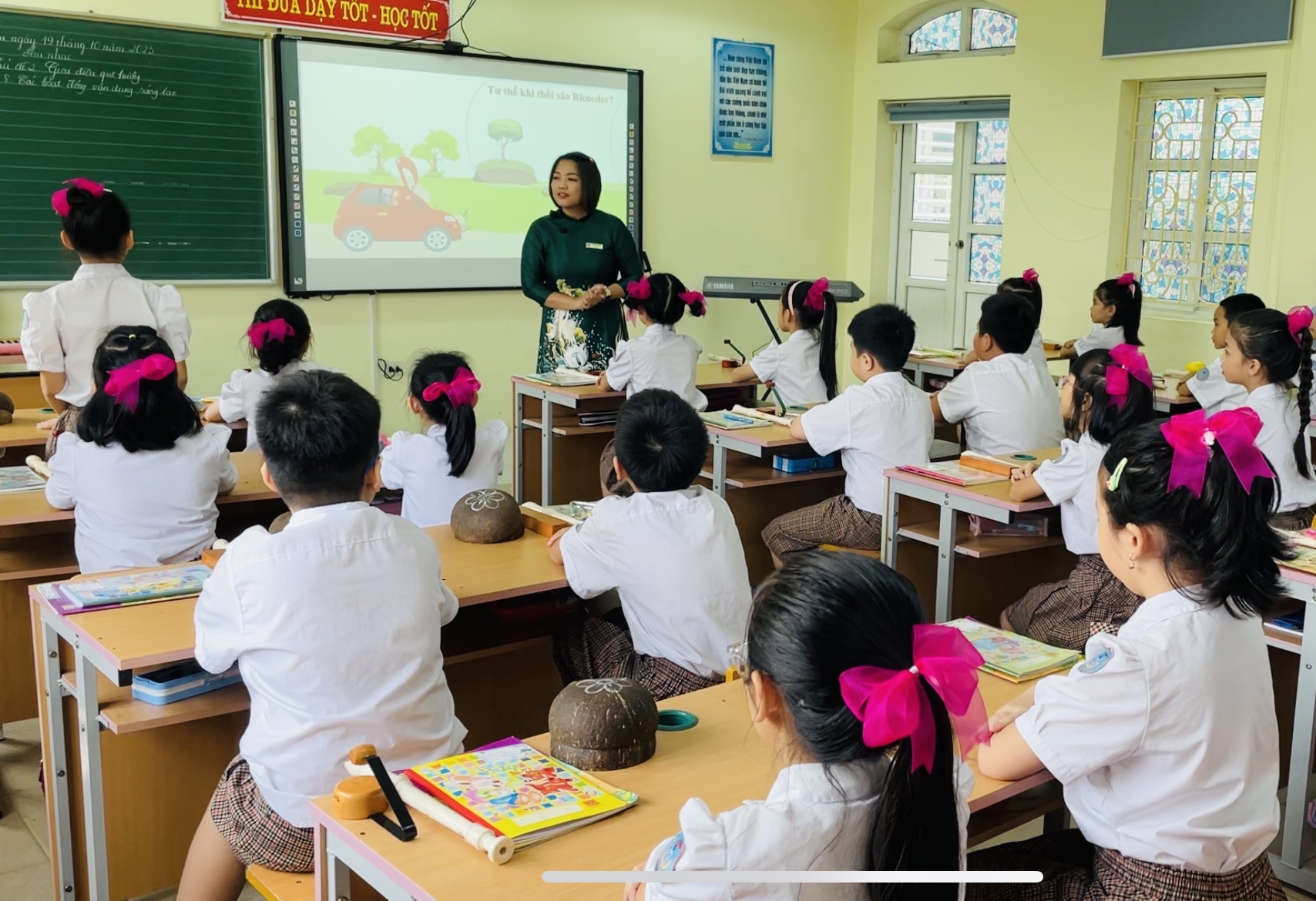 Thăng hạng giáo viên: Kiến nghị Hà Nội thêm 1 đợt xét hồ sơ bổ sung cho giáo viên bị "loại oan"- Ảnh 1.