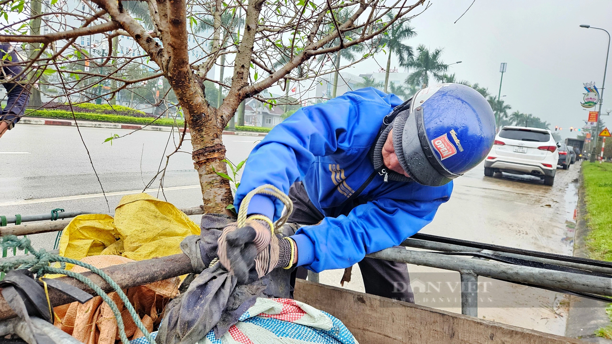 Hà Tĩnh: Dịch vụ “chở Tết về nhà”, vất vả nhưng thu nhập tiền triệu mỗi ngày- Ảnh 7.