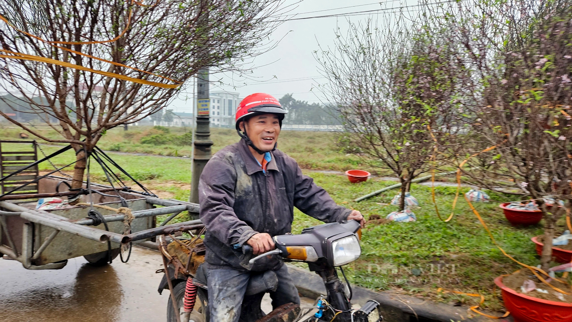 Hà Tĩnh: Dịch vụ “chở Tết về nhà”, vất vả nhưng thu nhập tiền triệu mỗi ngày- Ảnh 9.