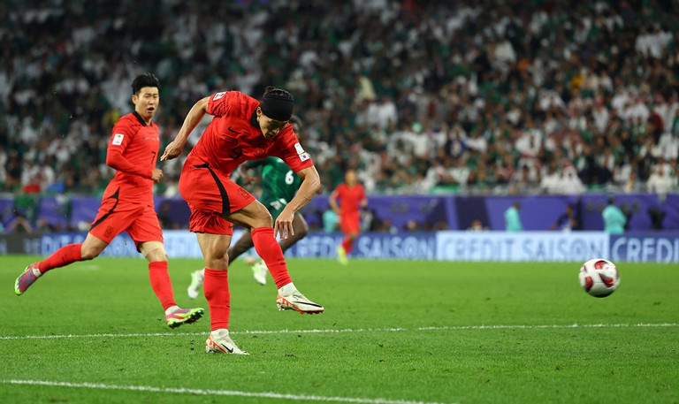 “Đấu súng” thành công, Hàn Quốc vào tứ kết Asian Cup 2024- Ảnh 1.