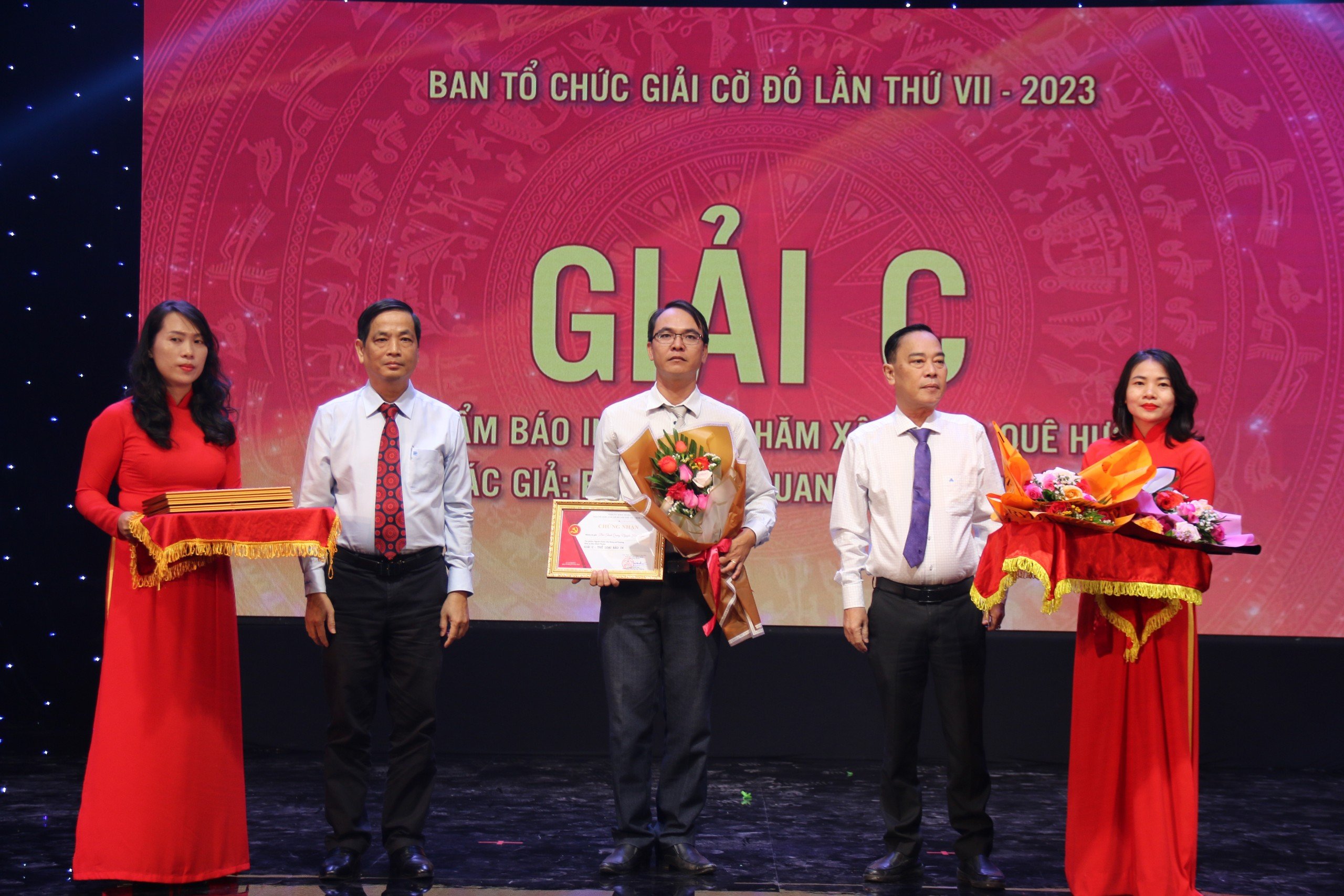 Báo Dân Việt đoạt Giải báo chí về xây dựng Đảng tỉnh Bình Thuận 2023- Ảnh 3.