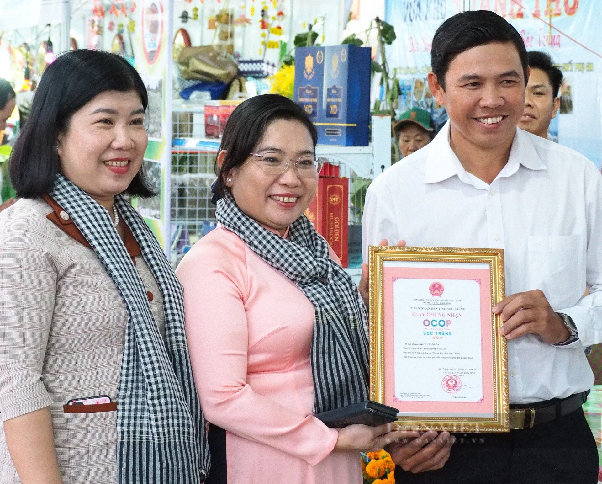 30 gian hàng tham gia Phiên chợ nông sản an toàn-chất lượng lần thứ III tỉnh Sóc Trăng- Ảnh 1.