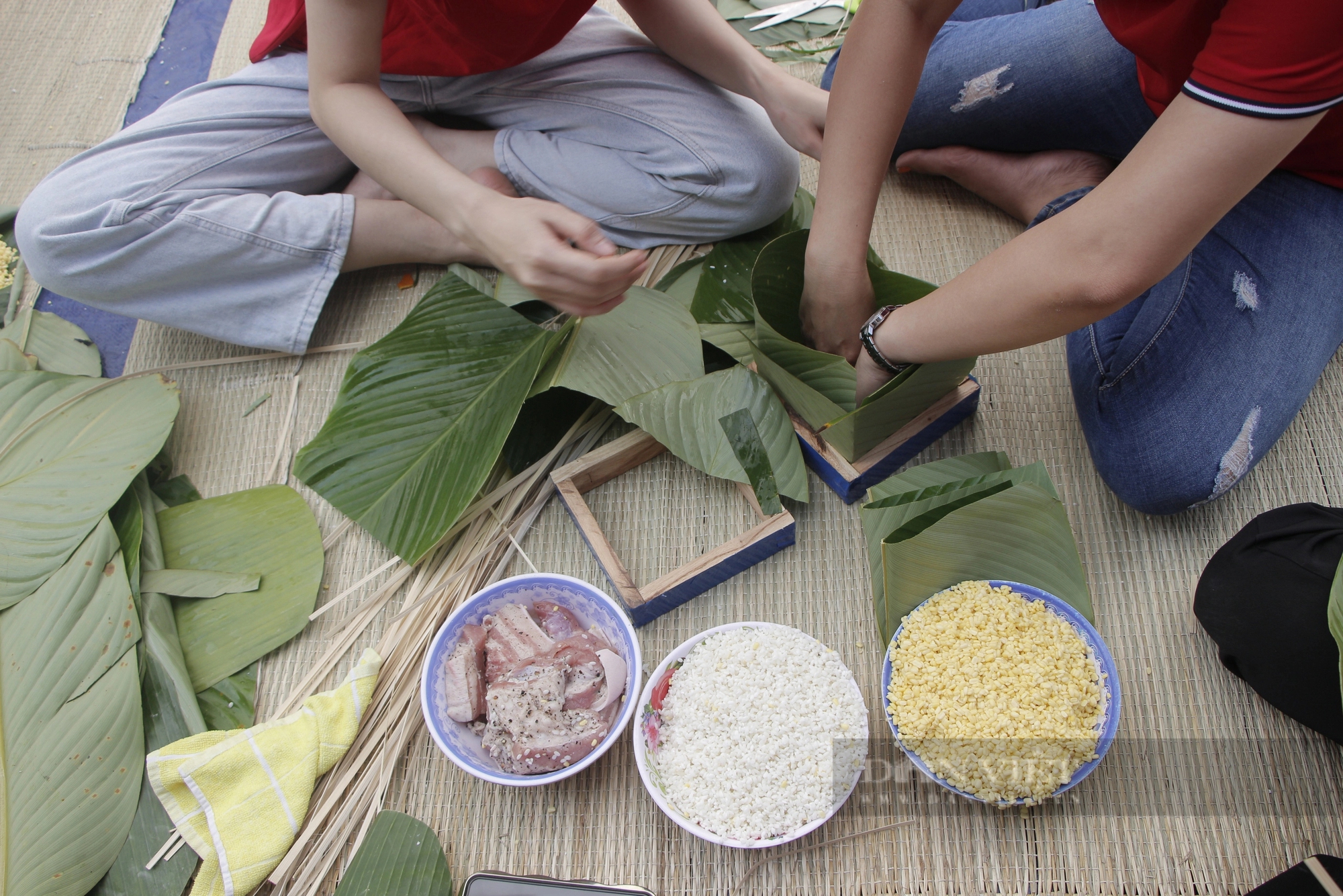 Bác sĩ, bệnh nhân cùng gói bánh chưng đón Tết tại Đà Nẵng- Ảnh 3.