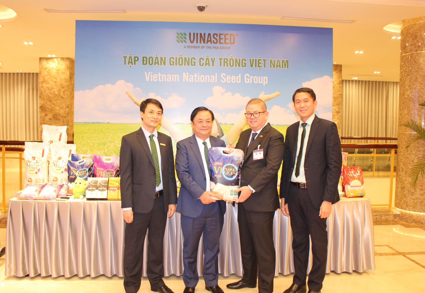 Philippines tiếp tục là thị trường xuất khẩu gạo lớn nhất của Việt Nam- Ảnh 4.