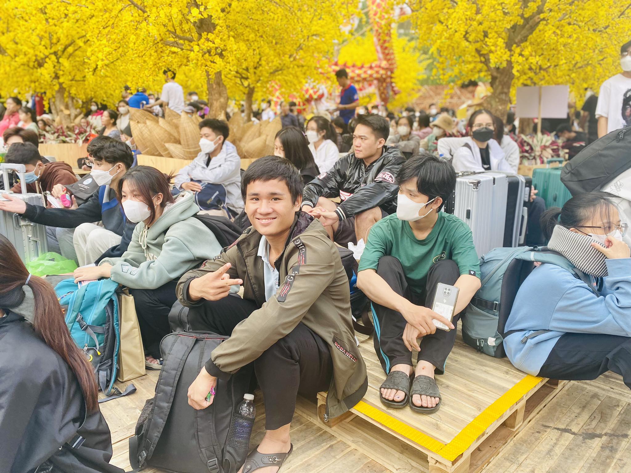 Họp mặt 2.000 học sinh, sinh viên TP.HCM đón Tết xa nhà - Ảnh 3.