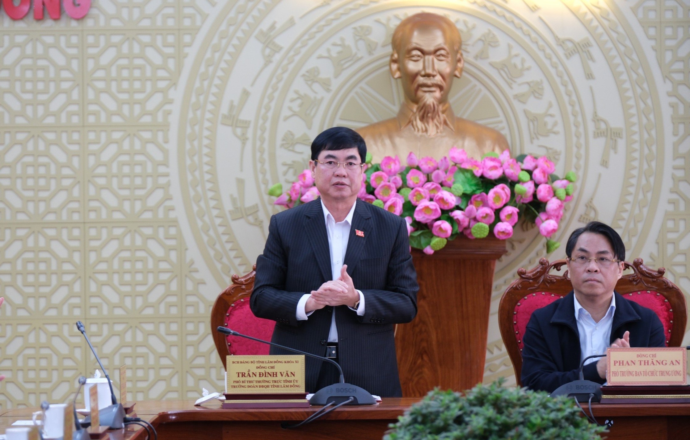 Ông Trần Đình Văn được phân công điều hành hoạt động của Tỉnh ủy Lâm Đồng- Ảnh 2.