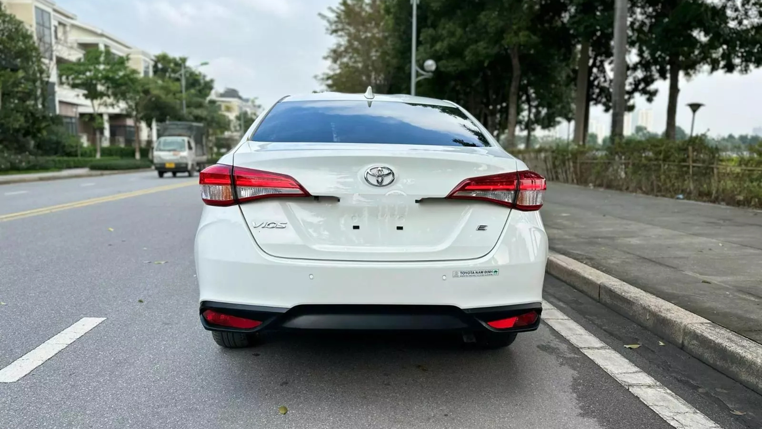 Toyota Vios chạy 5.000km bán rẻ như Hyundai Grand i10- Ảnh 3.
