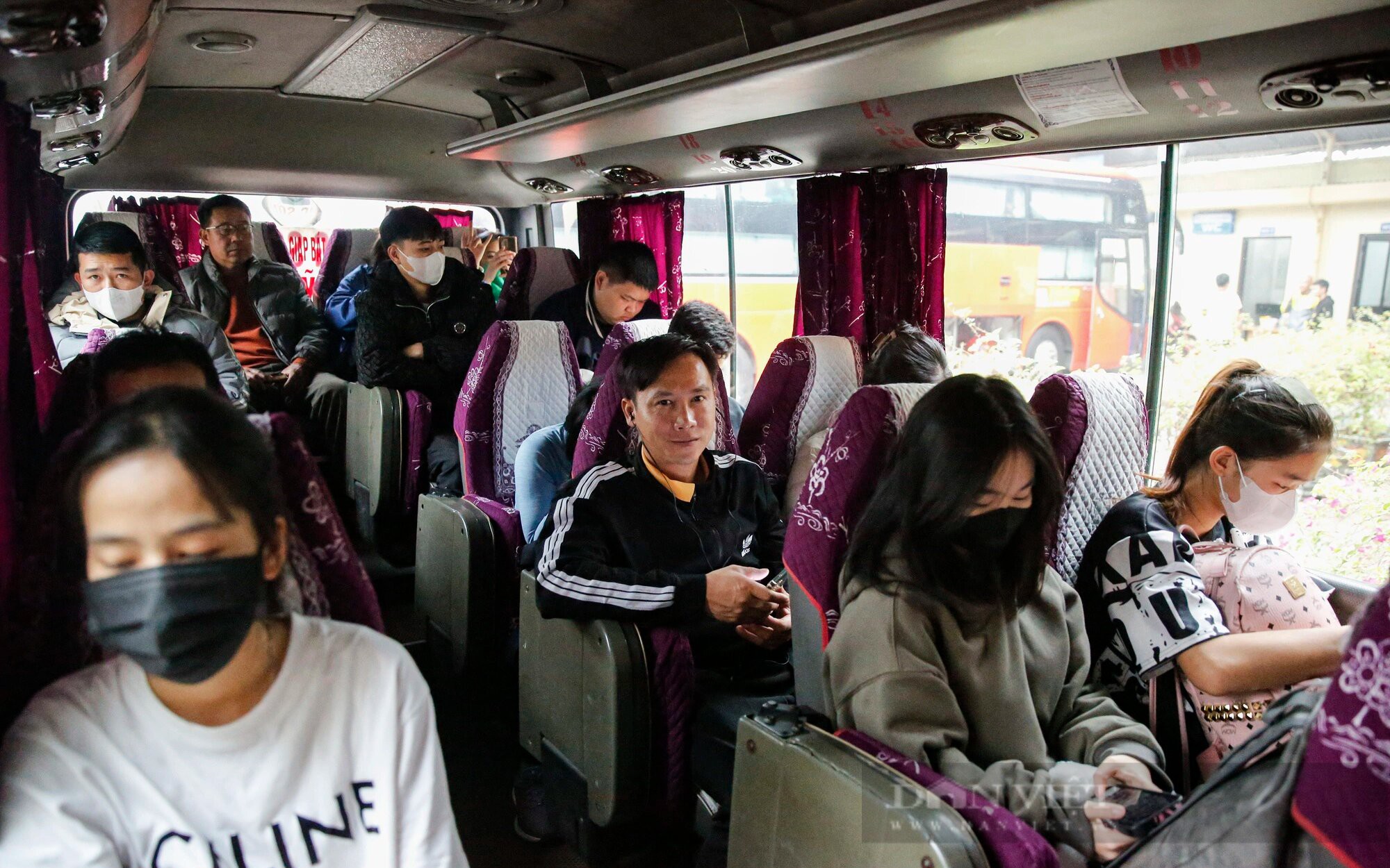 TP.HCM tặng gần 4.000 vé tàu, xe cho công nhân, sinh viên về quê đón Tết