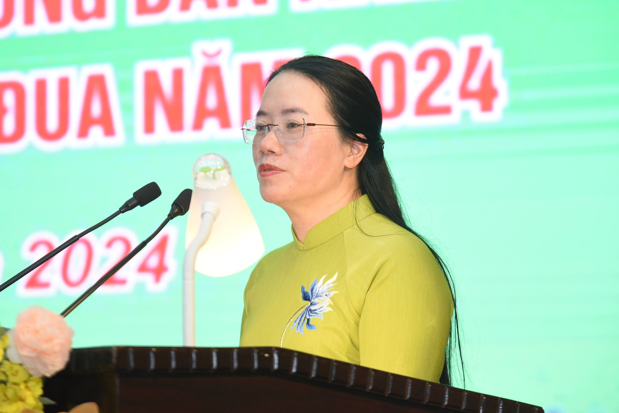 Năm 2024, Hội Nông dân Hà Nội sẽ đẩy mạnh hỗ trợ nông dân ứng dụng chuyển đổi số và liên kết hợp tác- Ảnh 1.