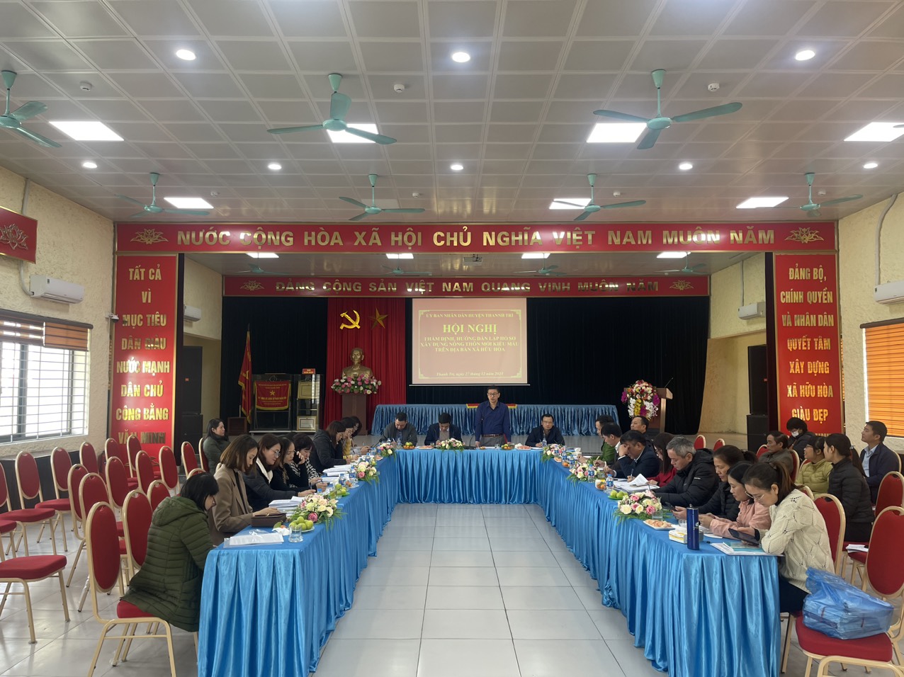 Huyện Thanh Trì: Thẩm tra 7 xã đạt chuẩn nông thôn mới kiểu mẫu- Ảnh 1.
