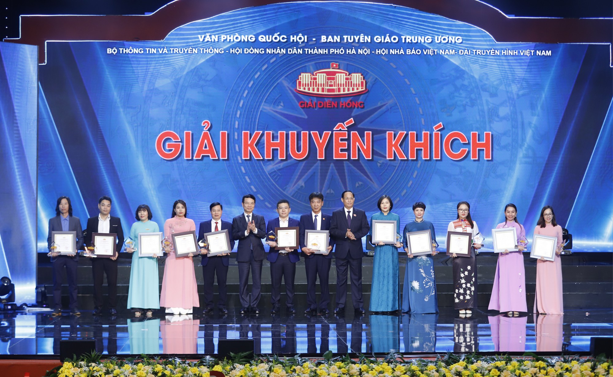 Báo Dân Việt đạt giải Khuyến khích Giải Diên Hồng lần thứ 2- Ảnh 1.