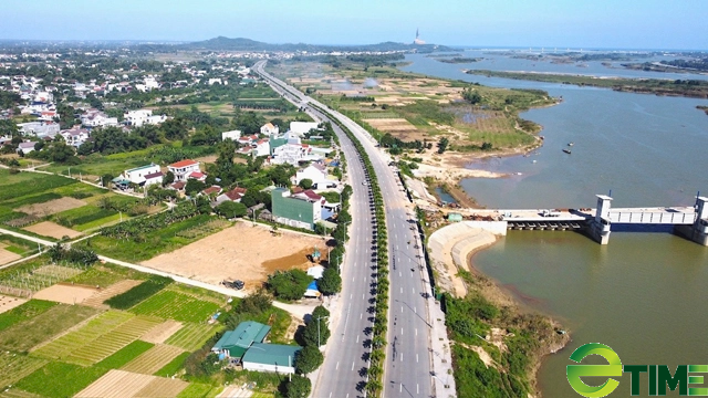 Ngay đầu năm Chủ tịch tỉnh Quảng Ngãi đã chốt mốc thời gian, tỷ lệ giải ngân đầu tư công- Ảnh 3.