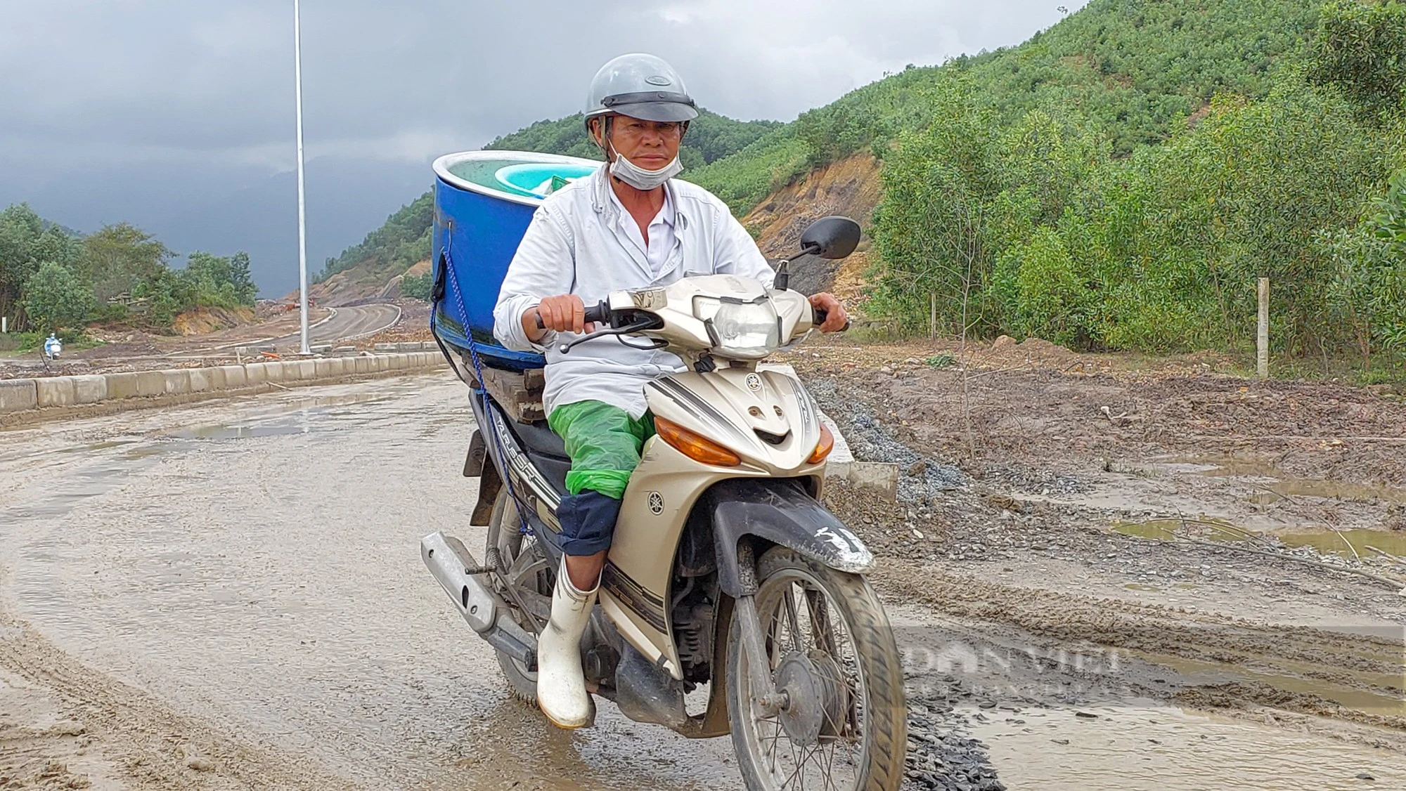 Quá hạn thông tuyến, đường vành đai 1.500 tỷ đồng tại Đà Nẵng vẫn ngổn ngang bùn đất- Ảnh 6.