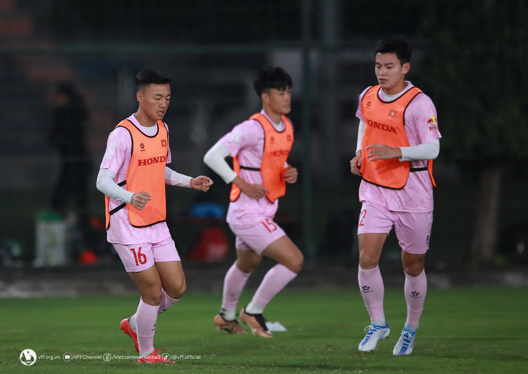 ĐT Việt Nam lọt top đầu Asian Cup 2024 về thông số tuổi- Ảnh 2.