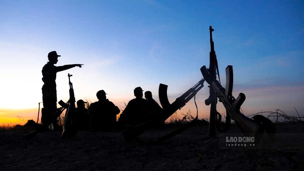 Hình ảnh đẹp theo chân bộ đội biên phòng tuần tra biên giới ngày cận Tết- Ảnh 8.