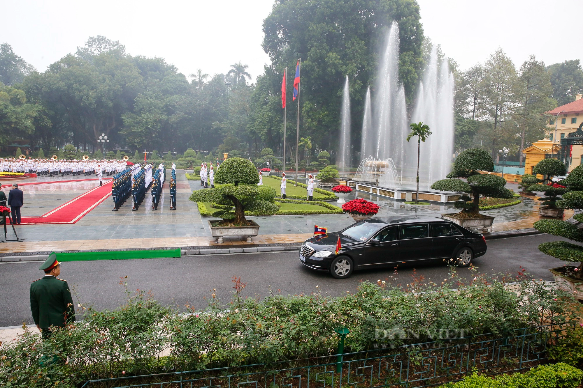 Hình ảnh Thủ tướng Chính phủ Phạm Minh Chính chủ trì Lễ đón Thủ tướng Lào thăm chính thức Việt Nam- Ảnh 2.