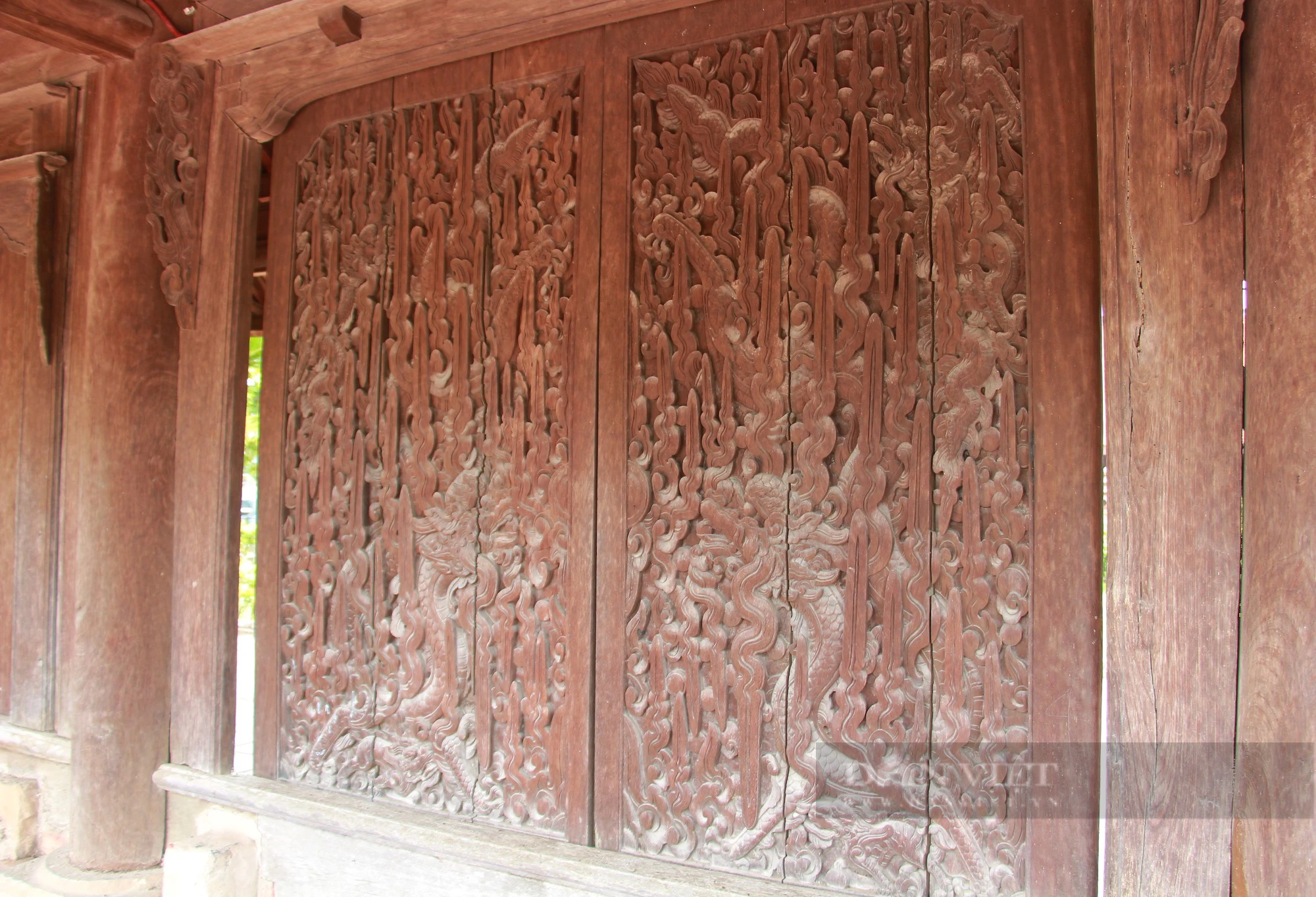 Bộ cánh cửa “lưỡng long chầu nhật” của chùa Keo ở Thái Bình là bảo vật Quốc gia có gì đặc biệt?- Ảnh 4.
