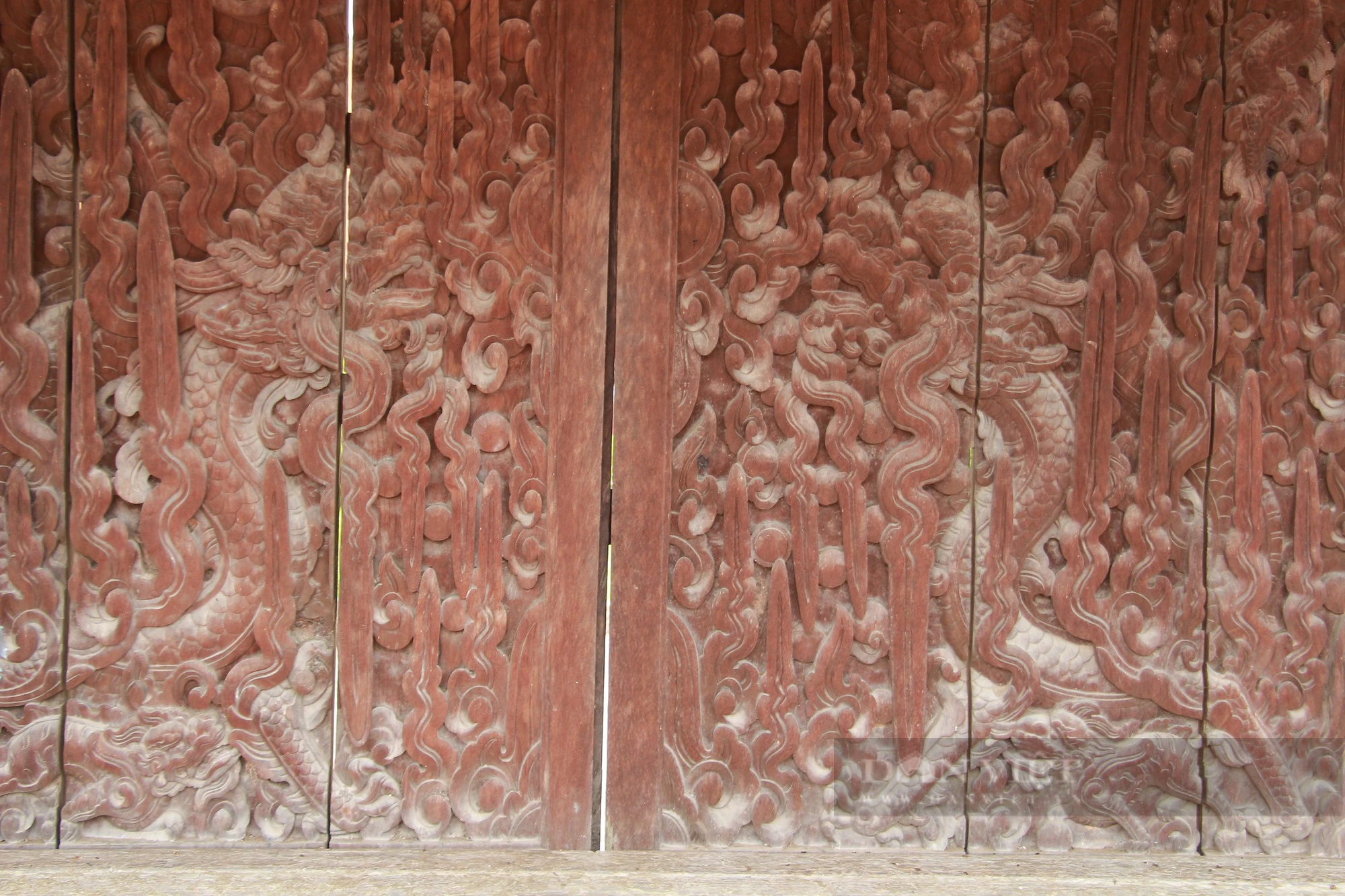 Bộ cánh cửa “lưỡng long chầu nhật” của chùa Keo ở Thái Bình là bảo vật Quốc gia có gì đặc biệt?- Ảnh 7.